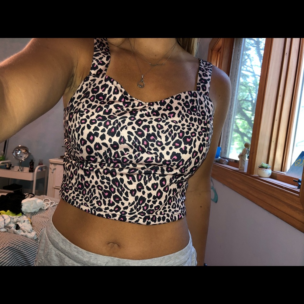 NWOT SHEIN Backless Leopard Print Crop Top, Large